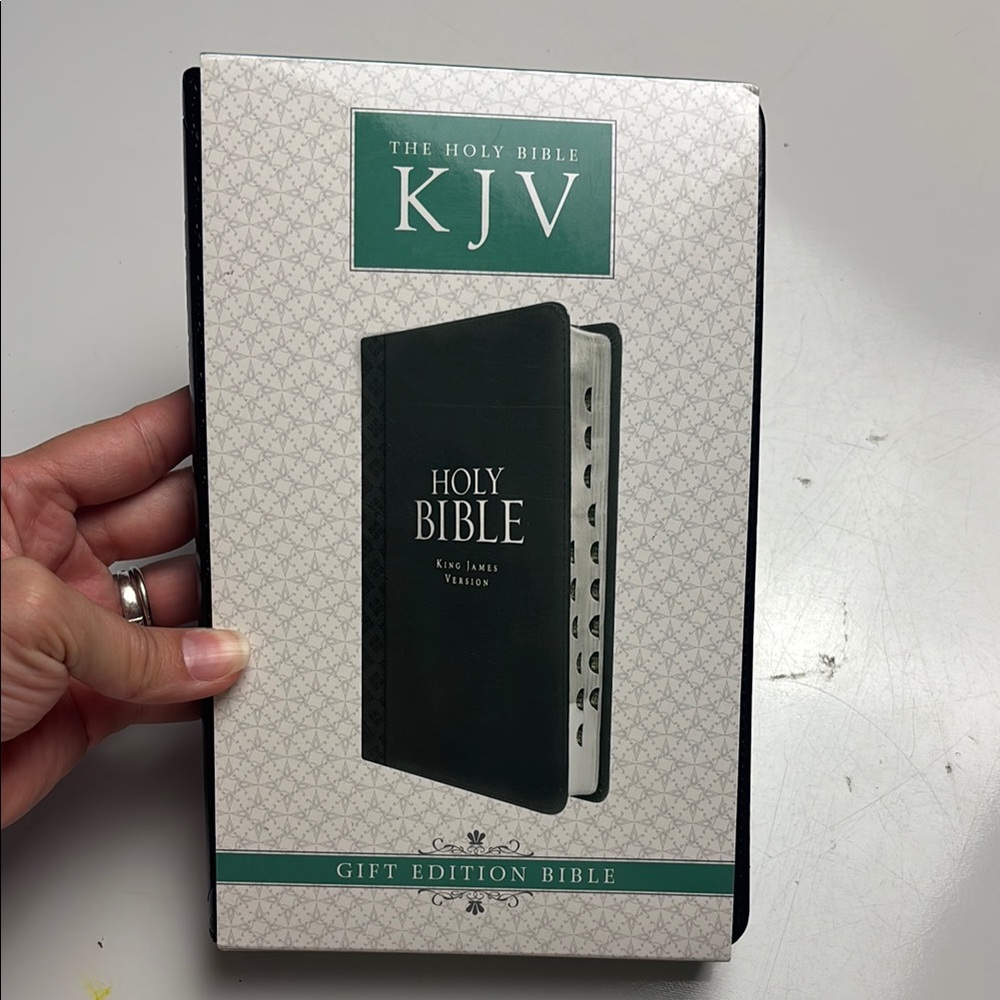 KJV Standard Size‎ Thumb Index Edition Gift Edition